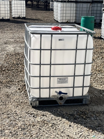 IBC Totes For Sale: Refurbished 275 Gallons IBC Totes Grade A Clean Texas In Texas - image 2 IBC Totes For Sale: Refurbished 275 Gallons IBC Totes Grade A Clean Texas In Texas - image 2