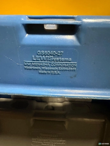 Stack & Nest Totes For Sale: Used 19.3x15.8x10.7 Stack and Nest Orbis Totes Missouri In Missouri - image 2 Stack & Nest Totes For Sale: Used 19.3x15.8x10.7 Stack and Nest Orbis Totes Missouri In Missouri - image 2