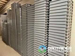 Stack & Nest Totes For Sale: Used 19.5x15.5x10 Stack & Nest Container Indiana In Indiana - image 3 Stack & Nest Totes For Sale: Used 19.5x15.5x10 Stack & Nest Container Indiana In Indiana - image 3