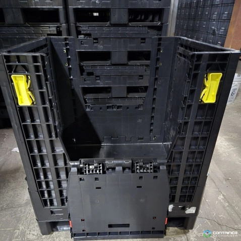 Pallet Containers For Sale: New 30x32x34 Collapsible Bulk Containers with 2 Drop Doors Ohio In Ohio - image 2 Pallet Containers For Sale: New 30x32x34 Collapsible Bulk Containers with 2 Drop Doors Ohio In Ohio - image 2