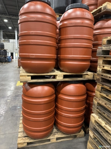 Drums For Sale: Used 55 Gallon Drums Previous Food Grade Open Head Ontario In Ontario - image 1 Drums For Sale: Used 55 Gallon Drums Previous Food Grade Open Head Ontario In Ontario - image 1