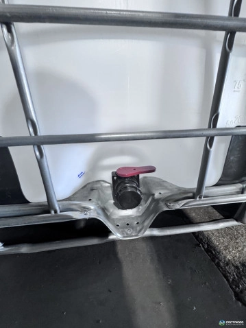 IBC Totes For Sale: New Bottles 330 Gallon IBC Tote UN FDA Approved Refurbished Cages Texas In Texas - image 3 IBC Totes For Sale: New Bottles 330 Gallon IBC Tote UN FDA Approved Refurbished Cages Texas In Texas - image 3