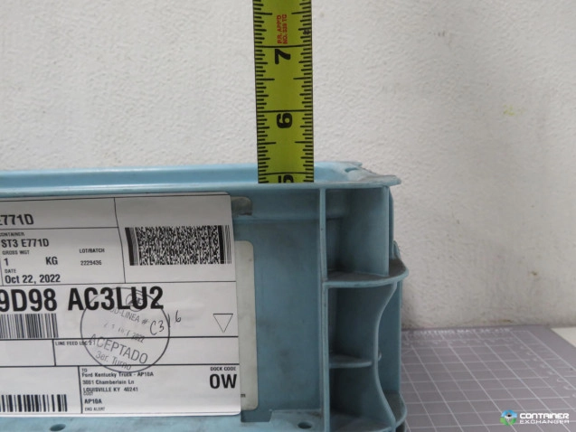 Stacking Totes For Sale: Used 12x7.4x5 Orbis Straight Wall Stacking Tote Texas In Texas - image 3 Stacking Totes For Sale: Used 12x7.4x5 Orbis Straight Wall Stacking Tote Texas In Texas - image 3