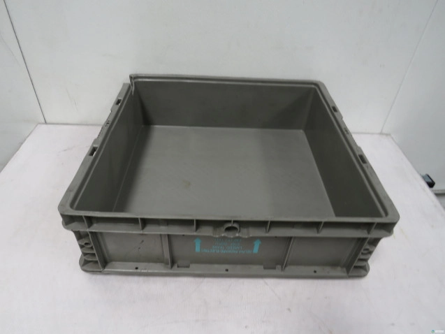 Stacking Totes For Sale: Used 24x22.5x7.5 Straight Wall Stacking Tote Texas In Texas - image 2 Stacking Totes For Sale: Used 24x22.5x7.5 Straight Wall Stacking Tote Texas In Texas - image 2