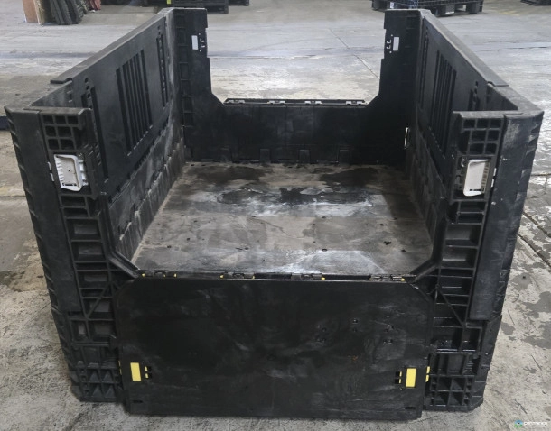 Pallet Containers For Sale: Refurbished 70x48x34 Collapsible Bulk Container with (2) Drop Doors Ohio In Ohio - image 3 Pallet Containers For Sale: Refurbished 70x48x34 Collapsible Bulk Container with (2) Drop Doors Ohio In Ohio - image 3