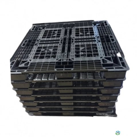 Plastic Pallets For Sale: Used 46.5 x 45 x 4.75 Plastic Pallets Kentucky In Kentucky - image 1 Plastic Pallets For Sale: Used 46.5 x 45 x 4.75 Plastic Pallets Kentucky In Kentucky - image 1