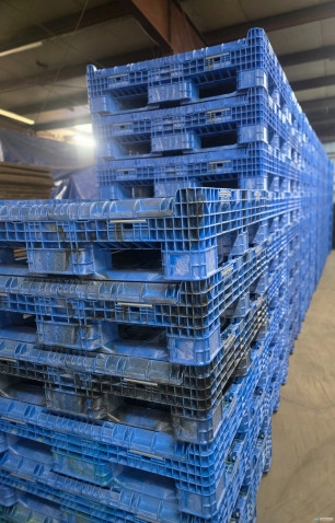 Pallet Containers For Sale: Brand New All Blue with Swirls Orbis HDMP 4548-34 with (2) Drop Doors Ohio In Ohio - image 3 Pallet Containers For Sale: Brand New All Blue with Swirls Orbis HDMP 4548-34 with (2) Drop Doors Ohio In Ohio - image 3