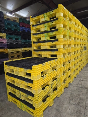 Pallet Containers For Sale: Brand New Orbis 4548-34 Yellow Base Black Door Swirl (2) Drop Doors In Ohio - image 3 Pallet Containers For Sale: Brand New Orbis 4548-34 Yellow Base Black Door Swirl (2) Drop Doors In Ohio - image 3
