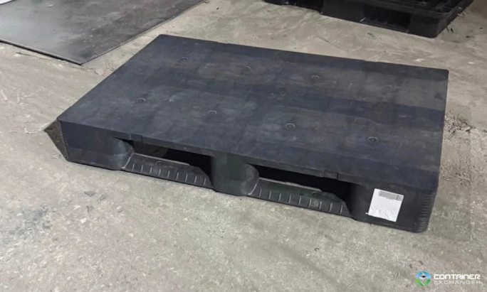 Plastic Pallets For Sale: Heavy duty 47x32 plastic skids In Kentucky - image 1 Plastic Pallets For Sale: Heavy duty 47x32 plastic skids In Kentucky - image 1