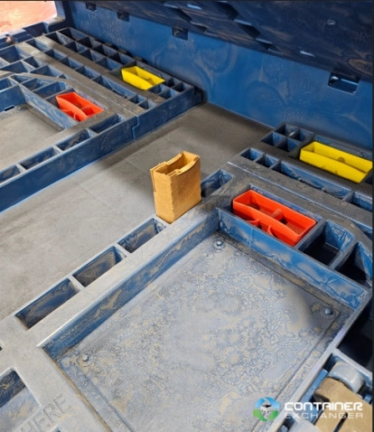 Pallet Containers For Sale: NEW DISCOUNTED 48 X 45 X 25H BULK CONTAINERS ONTARIO In Ontario - image 3 Pallet Containers For Sale: NEW DISCOUNTED 48 X 45 X 25H BULK CONTAINERS ONTARIO In Ontario - image 3