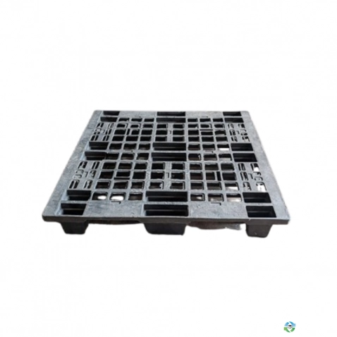 Plastic Pallets For Sale: Used 41x41x5 Plastic Pallet Pennsylvania In Pennsylvania - image 1 Plastic Pallets For Sale: Used 41x41x5 Plastic Pallet Pennsylvania In Pennsylvania - image 1