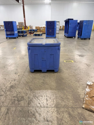 Insulated Containers For Sale: Used 48x43x39 insulated Plastic Container Ohio In Ohio - image 2 Insulated Containers For Sale: Used 48x43x39 insulated Plastic Container Ohio In Ohio - image 2