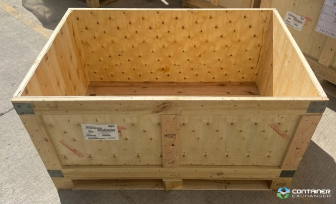 Wood Crates For Sale: Used 47x31 x17 Wood Crates with lids 600 lbs capacity MI In Michigan - image 1 Wood Crates For Sale: Used 47x31 x17 Wood Crates with lids 600 lbs capacity MI In Michigan - image 1
