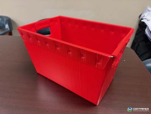 Stack & Nest Totes For Sale: New 17" x 11.125" x 10.25" Red Nesting Totes Tennessee and Minnesota In Tennessee - image 2 Stack & Nest Totes For Sale: New 17" x 11.125" x 10.25" Red Nesting Totes Tennessee and Minnesota In Tennessee - image 2