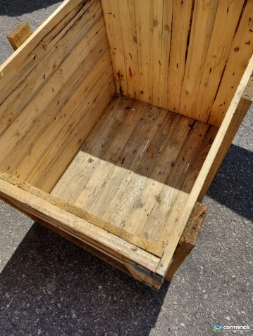 Wood Crates For Sale: Used 32.5x26.5x27.5 Wood Crate Ontario In Ontario - image 3 Wood Crates For Sale: Used 32.5x26.5x27.5 Wood Crate Ontario In Ontario - image 3