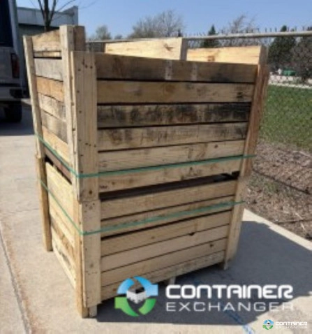 Wood Crates For Sale: Refurbished 37x42x28 Nestable Wood Crates with Detached Lid Included Michigan In Michigan - image 2 Wood Crates For Sale: Refurbished 37x42x28 Nestable Wood Crates with Detached Lid Included Michigan In Michigan - image 2