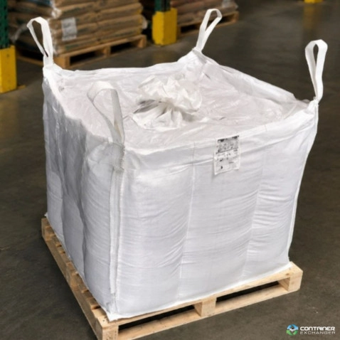 Bulk Bags - FIBC For Sale: New 42x42x46 Spout Top Spout Bottom Bulk Bags FIBC Ohio In Ohio - image 2 Bulk Bags - FIBC For Sale: New 42x42x46 Spout Top Spout Bottom Bulk Bags FIBC Ohio In Ohio - image 2