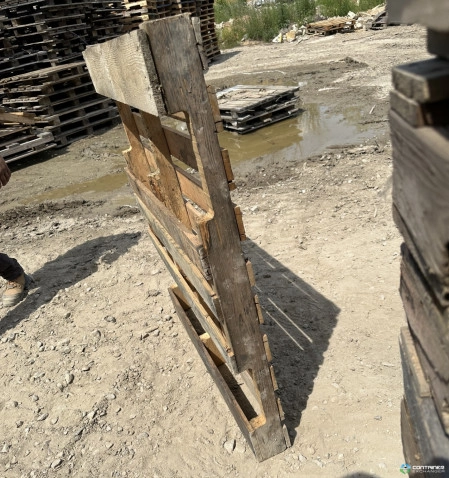 Wood Pallets For Sale: Used 48x40x4.5 Wooden Pallet Illinois In Illinois - image 4 Wood Pallets For Sale: Used 48x40x4.5 Wooden Pallet Illinois In Illinois - image 4
