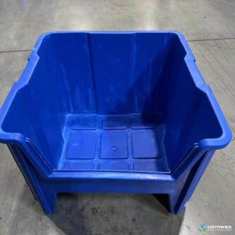Stacking Totes For Sale: Used 17.5x16.5 x12.5 Giant Plastic Stackable Bins Utah In Utah - image 4 Stacking Totes For Sale: Used 17.5x16.5 x12.5 Giant Plastic Stackable Bins Utah In Utah - image 4