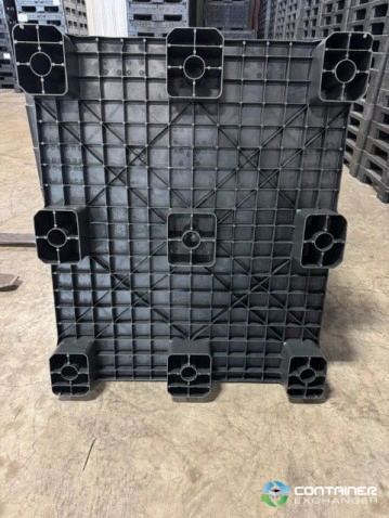 Plastic Pallets For Sale: Used 48x40x5.5 Plastic Pallets Stackable Kentucky In Kentucky - image 3 Plastic Pallets For Sale: Used 48x40x5.5 Plastic Pallets Stackable Kentucky In Kentucky - image 3
