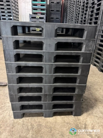 Plastic Pallets For Sale: Used 48x40x5.5 Plastic Pallets Stackable Kentucky In Kentucky - image 5 Plastic Pallets For Sale: Used 48x40x5.5 Plastic Pallets Stackable Kentucky In Kentucky - image 5