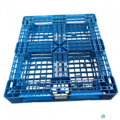 Plastic Pallets For Sale: Used 48x40x5 Stackable Plastic Pallets Tennessee In Tennessee - image 1 Plastic Pallets For Sale: Used 48x40x5 Stackable Plastic Pallets Tennessee In Tennessee - image 1
