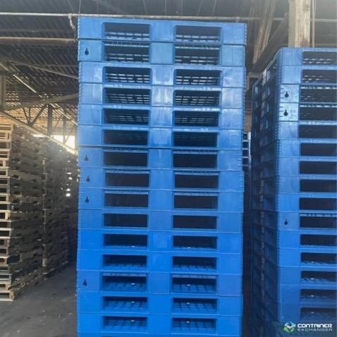 Plastic Pallets For Sale: Used 48x40x5 Stackable Plastic Pallets Tennessee In Tennessee - image 3 Plastic Pallets For Sale: Used 48x40x5 Stackable Plastic Pallets Tennessee In Tennessee - image 3
