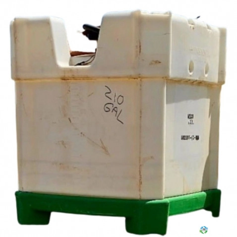 IBC Totes For Sale: Used 120 to 210 Gallon Agricultural Chemical Shuttle Tanks Texas In Texas - image 2 IBC Totes For Sale: Used 120 to 210 Gallon Agricultural Chemical Shuttle Tanks Texas In Texas - image 2