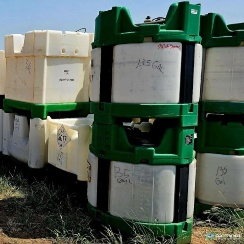 IBC Totes For Sale: Used 120 to 210 Gallon Agricultural Chemical Shuttle Tanks Texas In Texas - image 7 IBC Totes For Sale: Used 120 to 210 Gallon Agricultural Chemical Shuttle Tanks Texas In Texas - image 7