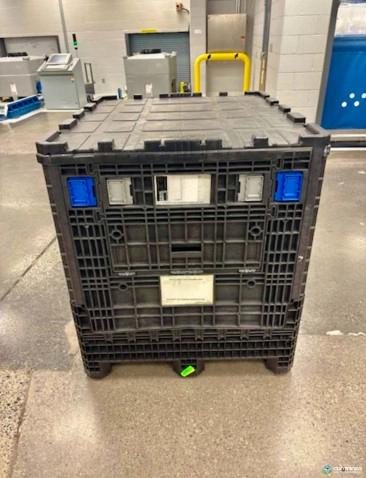 Pallet Containers For Sale: Used Like New 40x48x46 Collapsible Pallet Container Ontario In Ontario - image 2 Pallet Containers For Sale: Used Like New 40x48x46 Collapsible Pallet Container Ontario In Ontario - image 2