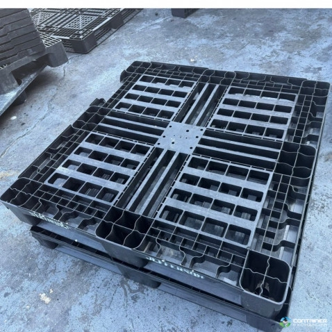 Plastic Pallets For Sale: Used 48x40x6 Stackable HDPE Plastic Container South Carolina In South Carolina - image 2 Plastic Pallets For Sale: Used 48x40x6 Stackable HDPE Plastic Container South Carolina In South Carolina - image 2