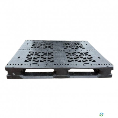 Plastic Pallets For Sale: Used 47x43x6 HD Plastic Pallets Ontario In Ontario - image 1 Plastic Pallets For Sale: Used 47x43x6 HD Plastic Pallets Ontario In Ontario - image 1