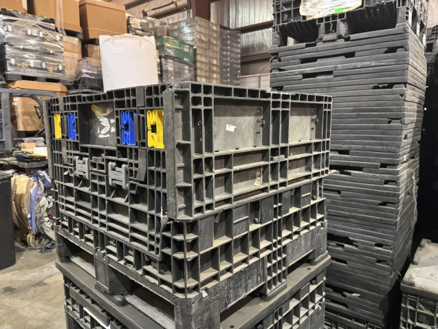 Pallet Containers For Wanted: 30-32-25 - image 1 Pallet Containers For Wanted: 30-32-25 - image 1