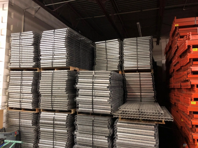 Decking For Sale: Used Wire Decks, 36" deep x 58" wide In Minnesota - image 1 Decking For Sale: Used Wire Decks, 36" deep x 58" wide In Minnesota - image 1