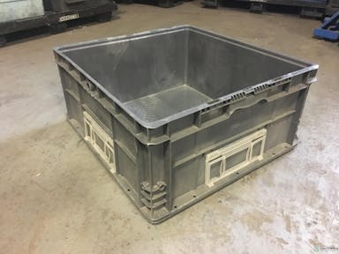Stacking Totes For Sale: Used 24x22x11 Stacking Totes In Ontario - image 1