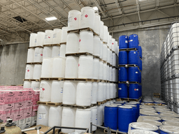 Drums For Sale: Used 55 Gallon White Plastic Drum Closed Top Non Food Grade Minnesota In Minnesota - image 1 Drums For Sale: Used 55 Gallon White Plastic Drum Closed Top Non Food Grade Minnesota In Minnesota - image 1
