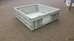 Stacking Totes For Sale: Used 24x22x7 Stacking totes Collapsible In Mississippi - image 1 Stacking Totes For Sale: Used 24x22x7 Stacking totes Collapsible In Mississippi - image 1