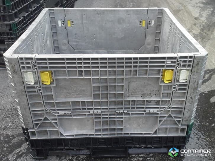 Pallet Containers For Sale: Used 45x48x34 Collapsible Pallet Containers with Two Drop Doors Mixed Colors Ontario In Ontario - image 2 Pallet Containers For Sale: Used 45x48x34 Collapsible Pallet Containers with Two Drop Doors Mixed Colors Ontario In Ontario - image 2