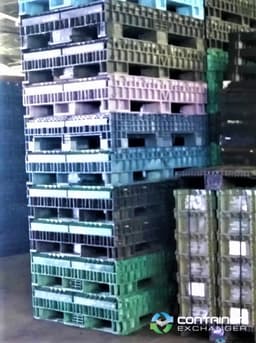 Pallet Containers For Sale: Used 45x48x34 Collapsible Bulk Containers w. Drop Doors - Mixed Colors South Carolina In South Carolina - image  3 Pallet Containers For Sale: Used 45x48x34 Collapsible Bulk Containers w. Drop Doors - Mixed Colors South Carolina In South Carolina - image  3