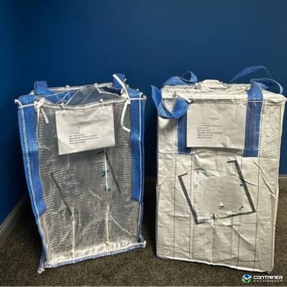 Bulk Bags - FIBC For Sale: New 38x38x68 Bulk Bags Spout Top Spout Bottom Michigan In Michigan - image 2 Bulk Bags - FIBC For Sale: New 38x38x68 Bulk Bags Spout Top Spout Bottom Michigan In Michigan - image 2