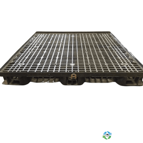 Plastic Pallets For Sale: Used 48x45 Plastic Pallets with Top Caps Ontario In Ontario - image 1 Plastic Pallets For Sale: Used 48x45 Plastic Pallets with Top Caps Ontario In Ontario - image 1