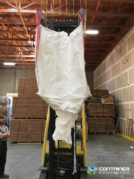 Bulk Bags - FIBC For Sale: Used 41x41x47 SuperSacks Spout Top and Bottom Bulk Bags Lined Washington In Washington - image  3 Bulk Bags - FIBC For Sale: Used 41x41x47 SuperSacks Spout Top and Bottom Bulk Bags Lined Washington In Washington - image  3