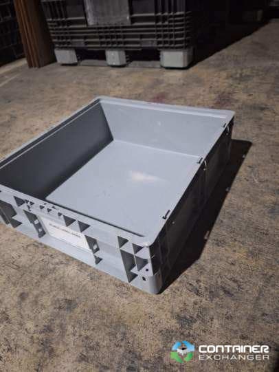 Stacking Totes For Sale: Used 24x22x7 Stacking Totes with Mixed Colors Indiana In Indiana - image 3 Stacking Totes For Sale: Used 24x22x7 Stacking Totes with Mixed Colors Indiana In Indiana - image 3