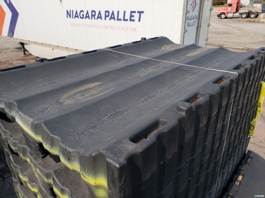 Plastic Pallets For Sale: Used 75x45 Plastic Roll Pallets Ontario In Ontario - image 2