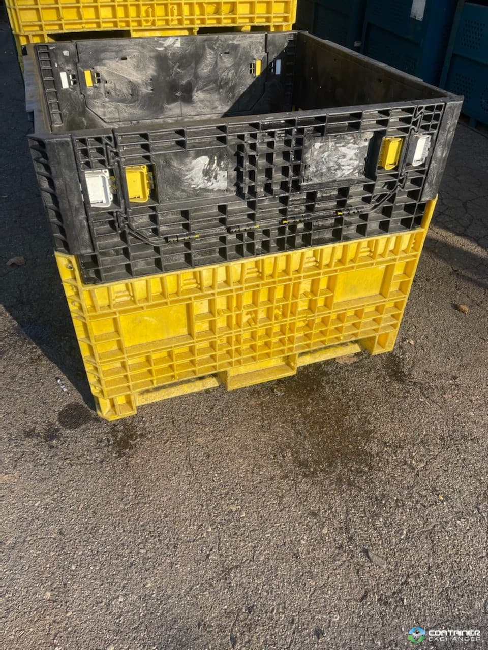 Pallet Containers For Sale: Used 45x48x39 Collapsible Bulk Containers 2 Drop Doors South Carolina In South Carolina - image  1 Pallet Containers For Sale: Used 45x48x39 Collapsible Bulk Containers 2 Drop Doors South Carolina In South Carolina - image  1