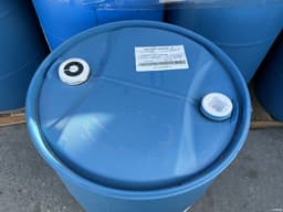 Drums For Sale: Used 55 Gallon Closed Top Plastic Drums Previous Food Grade Missouri In Missouri - image  2 Drums For Sale: Used 55 Gallon Closed Top Plastic Drums Previous Food Grade Missouri In Missouri - image  2