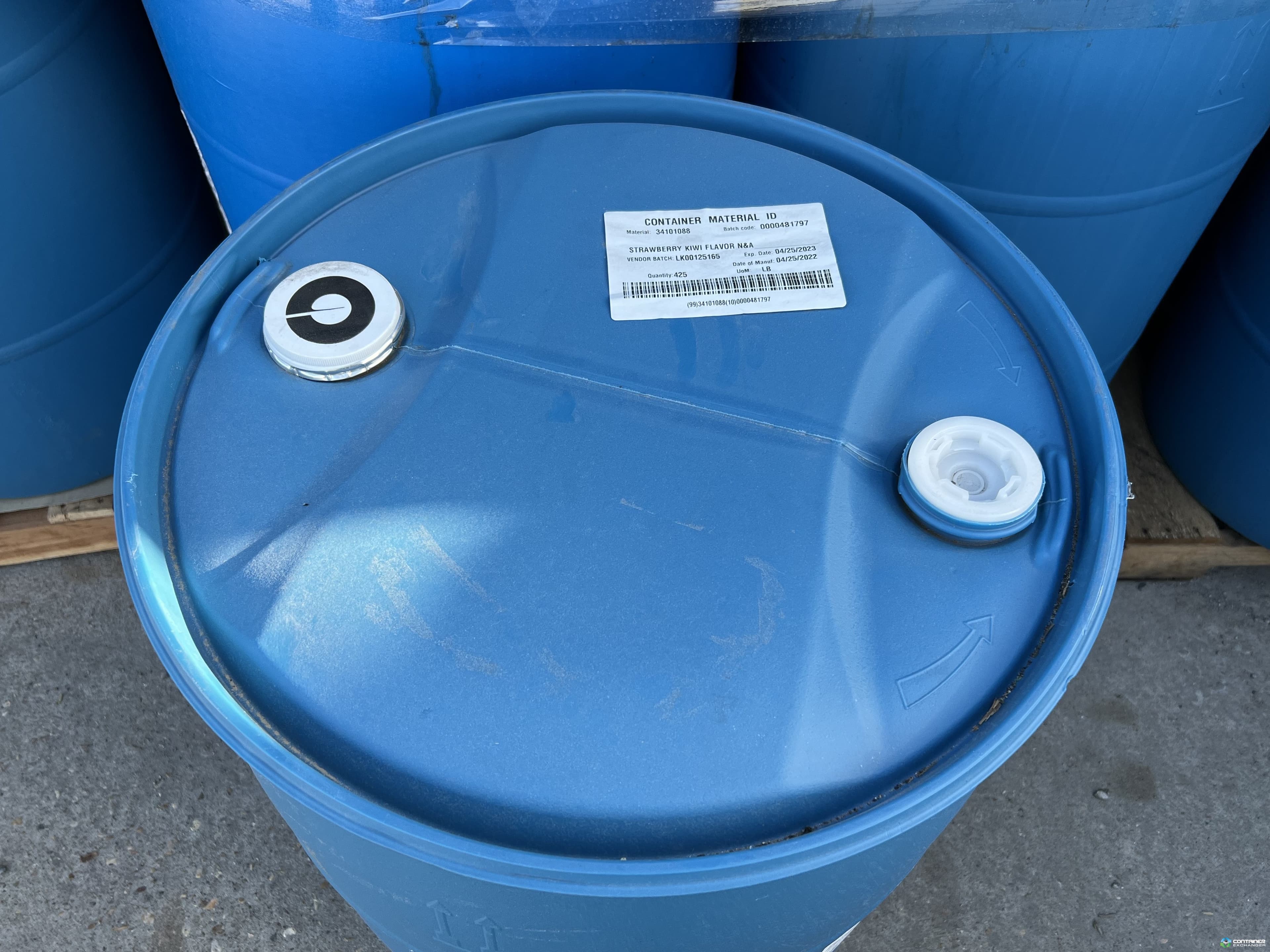 Drums For Sale: Used 55 Gallon Closed Top Plastic Drums Previous Food Grade Missouri In Missouri - image  2 Drums For Sale: Used 55 Gallon Closed Top Plastic Drums Previous Food Grade Missouri In Missouri - image  2
