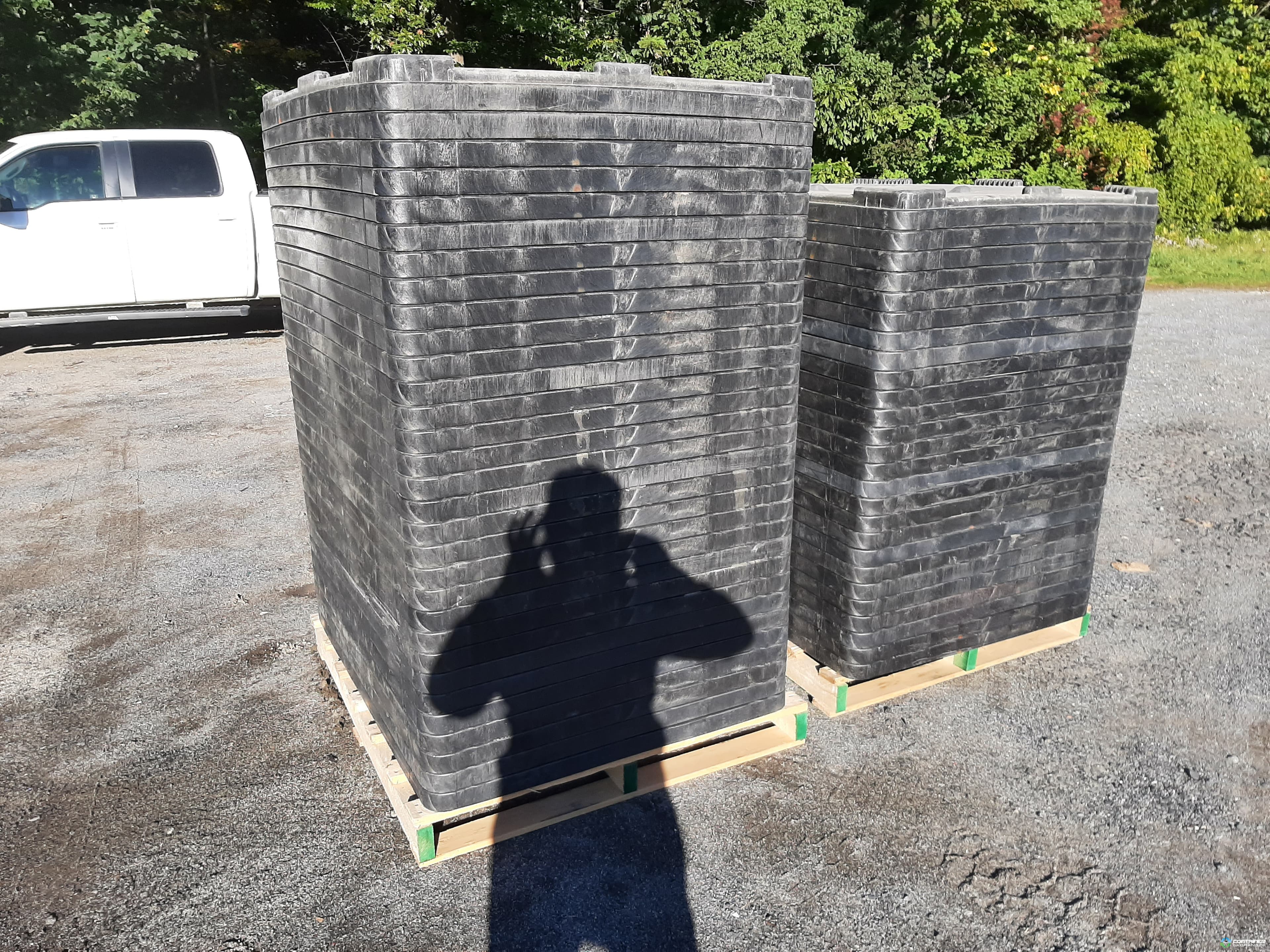 Pallet Containers For Sale: Like New 48x40 ROPAK Lids In Quebec - image 2 Pallet Containers For Sale: Like New 48x40 ROPAK Lids In Quebec - image 2