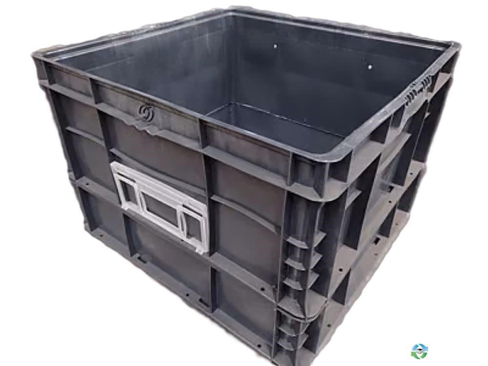 Stacking Totes For Sale: Used 24x22x16 Stacking Totes Mississippi In Mississippi - image 2 Stacking Totes For Sale: Used 24x22x16 Stacking Totes Mississippi In Mississippi - image 2