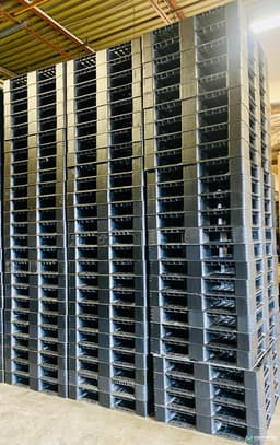 Plastic Pallets For Sale: One Time Used 40x48x5.5 Heavy Duty Stackable Plastic Pallets Ontario In Ontario - image 3 Plastic Pallets For Sale: One Time Used 40x48x5.5 Heavy Duty Stackable Plastic Pallets Ontario In Ontario - image 3